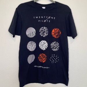 Twenty one pilots concert T-shirt